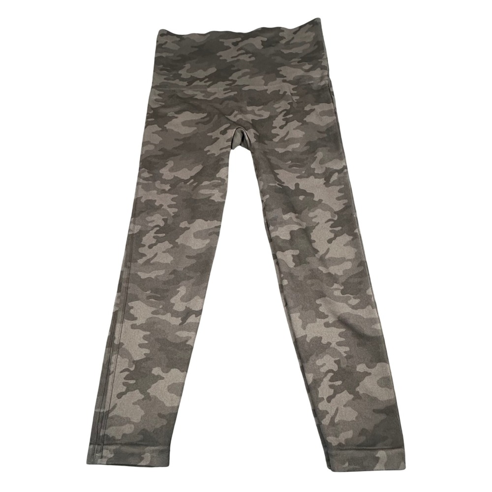 Spanx Women's‎ Large Look At Me Now Seamless Camouflage Cropped Shaping Leggings